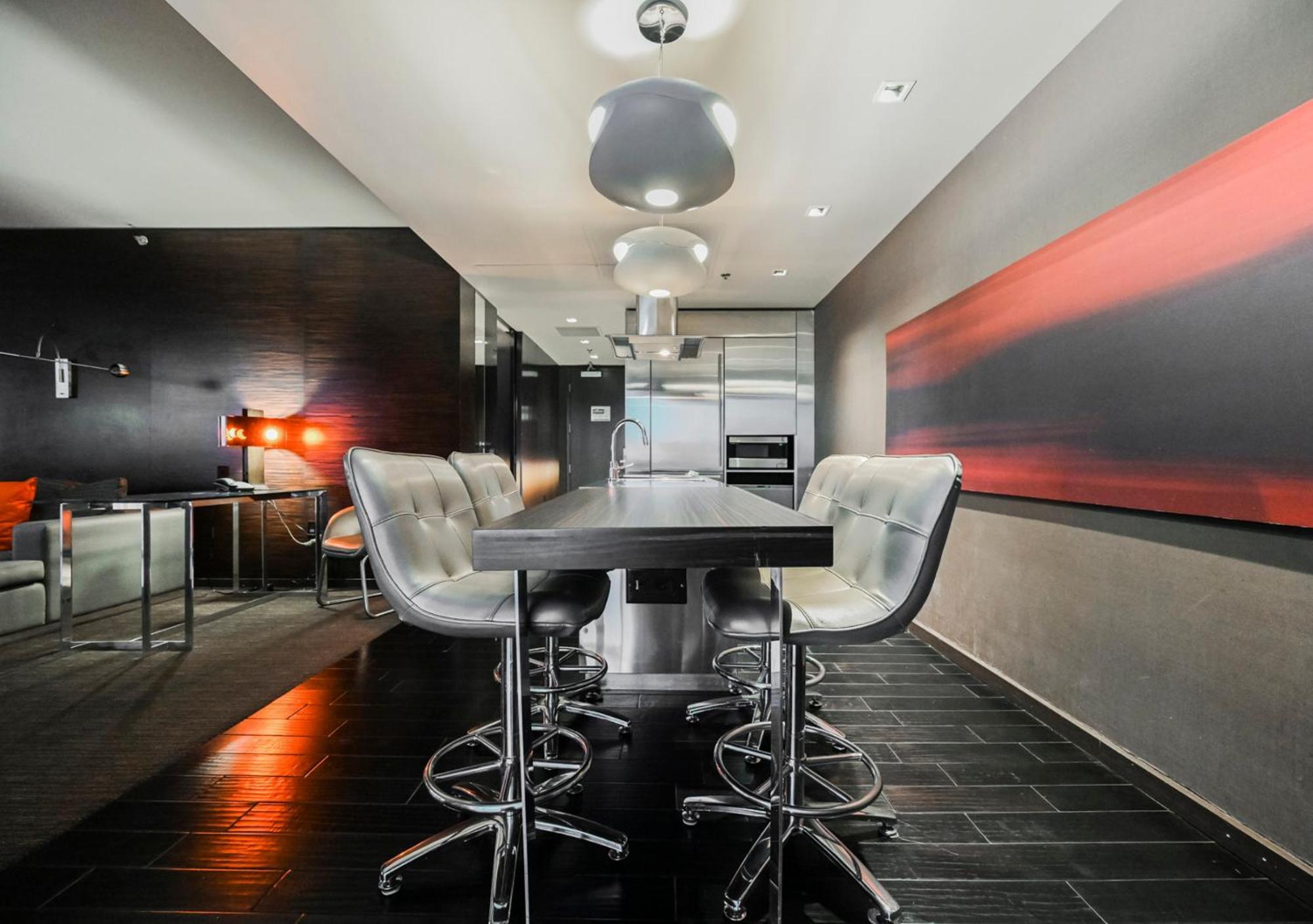 Stripviewsuites Two-Bedroom Con-Joined Exclusive Condo Лас Вегас Стая снимка